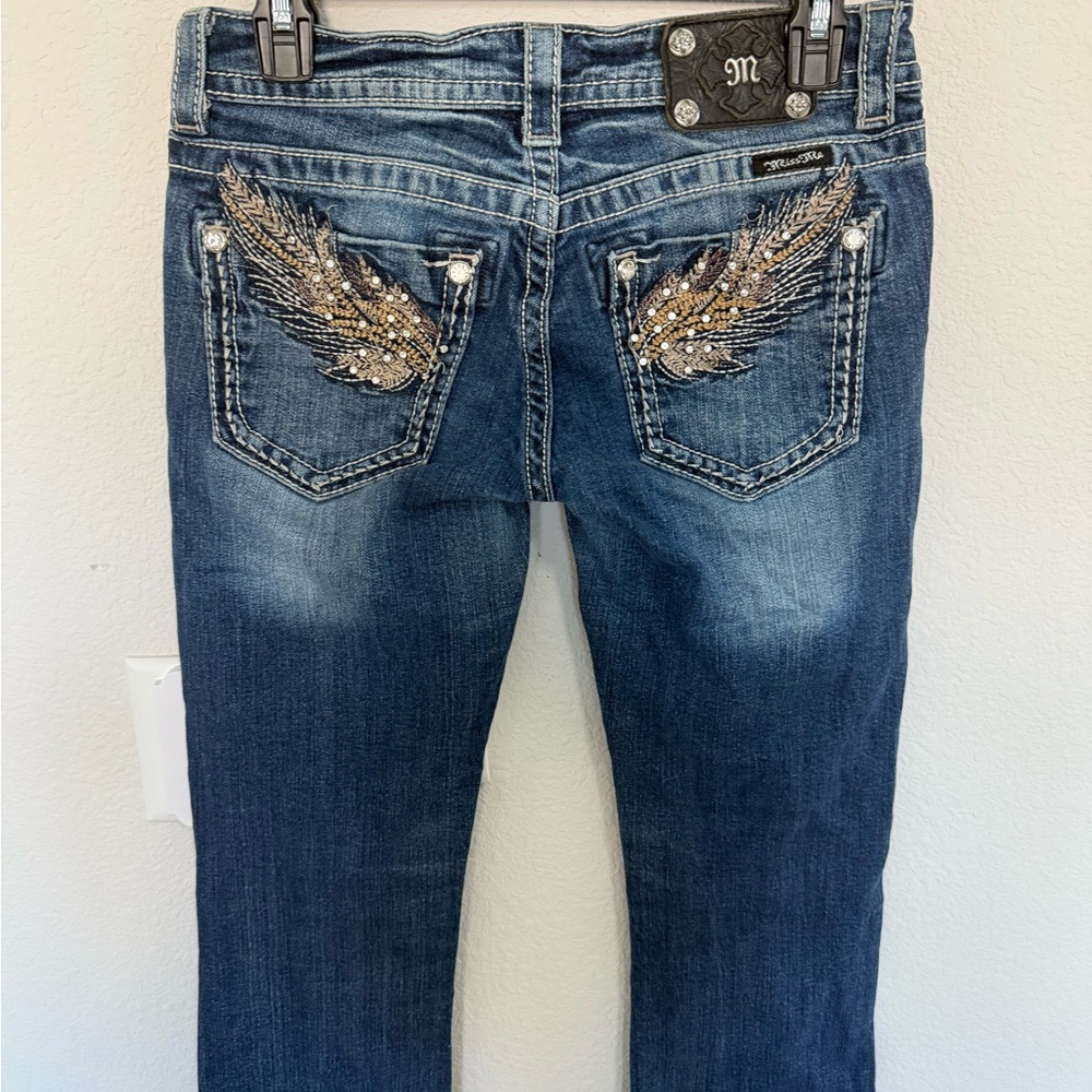 Miss Me Boot Cut Jeans Embroidered & Embellished Crystal Feather Pockets Size 28